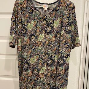 LuLaRoe Paisley Irma tunic